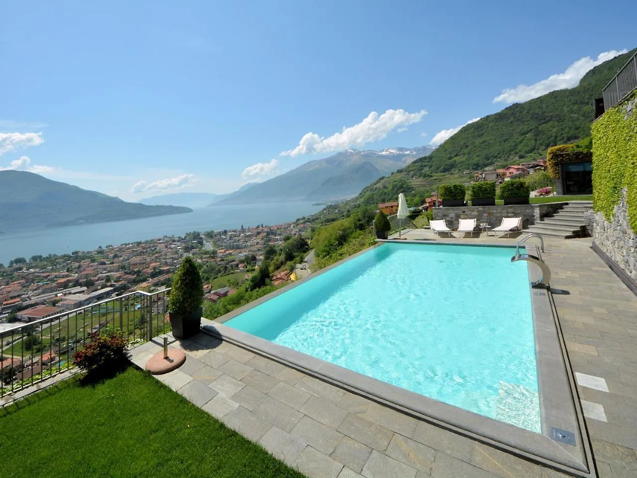 Apartment Holiway Home Larianella Vercana